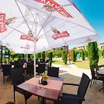 水上乐园堡公寓式酒店