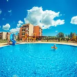 公寓 水上乐园堡公寓式酒店 *