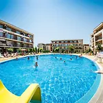 水上乐园堡公寓式酒店 公寓