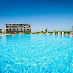 水上乐园堡公寓式酒店 * 阳光海滩