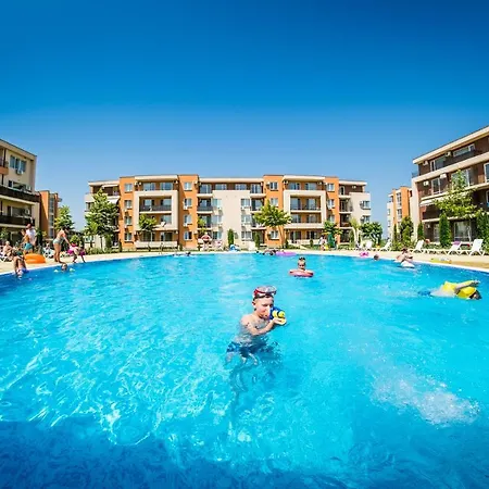 Waterpark Lägenhet Slăntjev Brjag